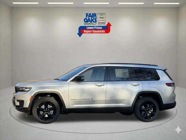 2025 Jeep Grand Cherokee L Altitude 4x4