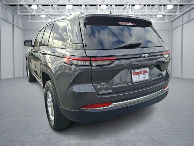 2023 Jeep Grand Cherokee Laredo 4x4 2023 Jeep Grand Cherokee Laredo 4x4