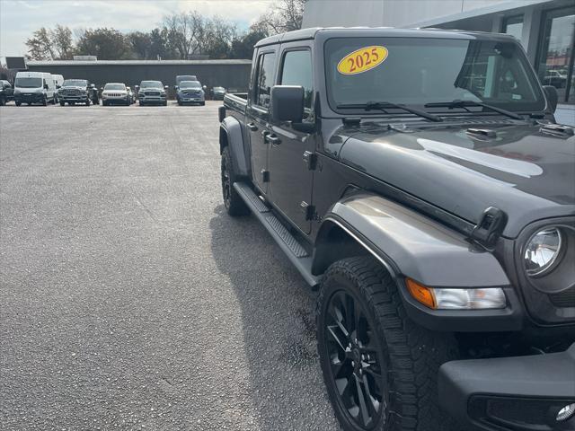 2025 Jeep Gladiator Nighthawk