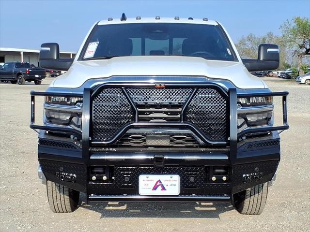 2026 RAM Ram 3500 RAM 3500 TRADESMAN CREW CAB 4X4 8 BOX