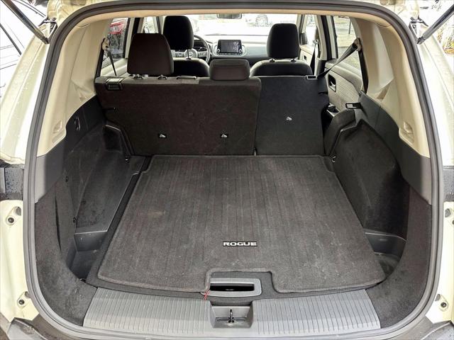 2021 Nissan Rogue SV Intelligent AWD [11]