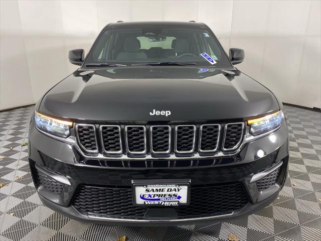 2025 Jeep Grand Cherokee Laredo 4x4