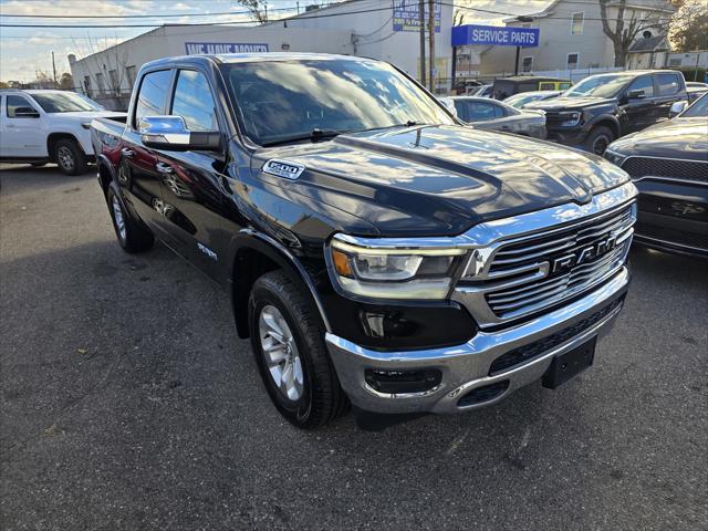 2022 RAM 1500 Laramie Crew Cab 4x4 57 Box