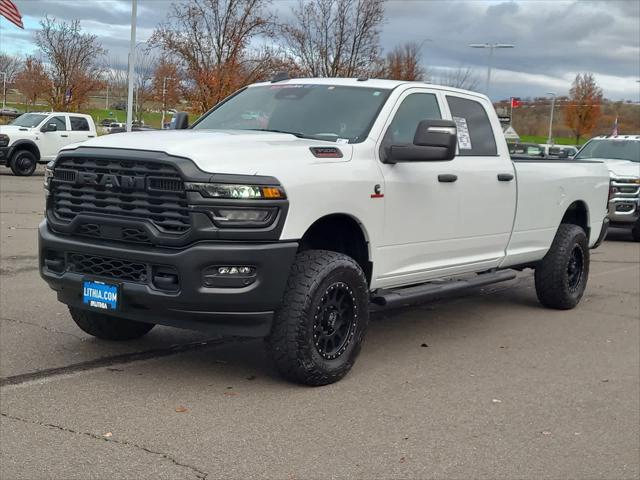2025 RAM 3500 Tradesman Crew Cab 4x4 8 Box 2025 RAM 3500 Tradesman Crew Cab 4x4 8 Box