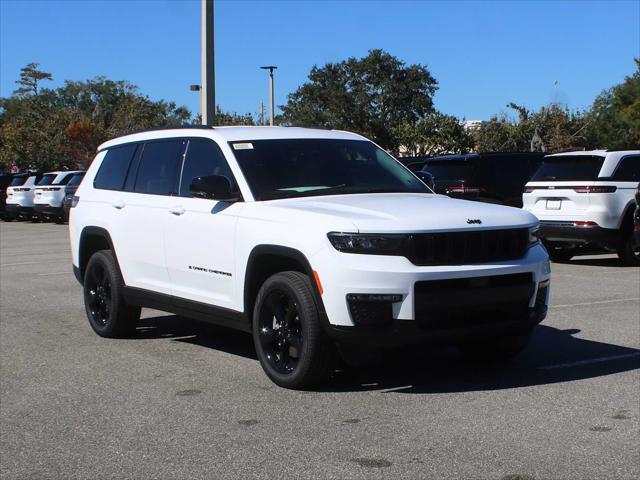 2025 Jeep Grand Cherokee GRAND CHEROKEE L LIMITED 4X4