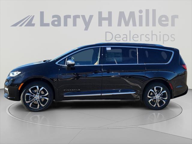 2026 Chrysler Pacifica Pinnacle AWD