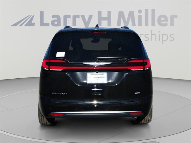2026 Chrysler Pacifica Pinnacle AWD