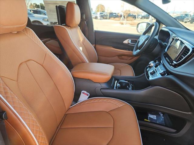 2026 Chrysler Pacifica Pinnacle AWD