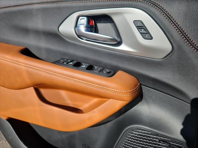 2026 Chrysler Pacifica Pinnacle AWD