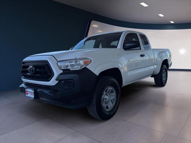 2022 Toyota Tacoma SR's photo
