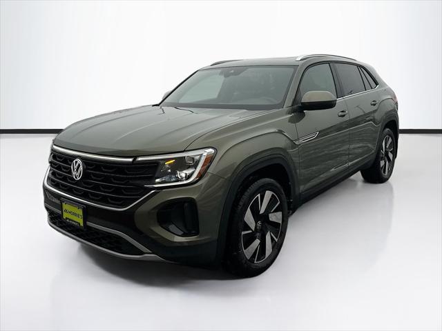 2026 Volkswagen Atlas Cross Sport 2.0T SE w/Technology for sale in La Crosse, WI