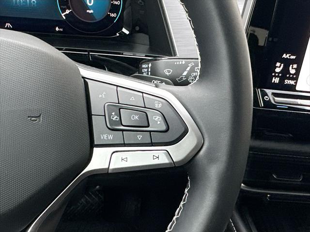 2026 Volkswagen Atlas Cross Sport 2.0T SE w/Technology