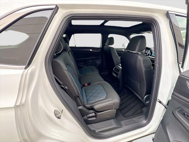 2026 Volkswagen Atlas Cross Sport 2.0T SEL Premium R-Line