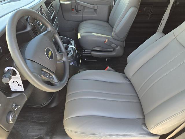 2025 Chevrolet Express Cargo Van RWD 2500 Regular Wheelbase WT