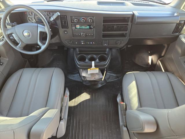 2025 Chevrolet Express Cargo Van RWD 2500 Regular Wheelbase WT