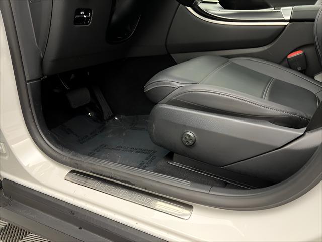 2024 Mercedes-Benz GLC 4MATIC SUV