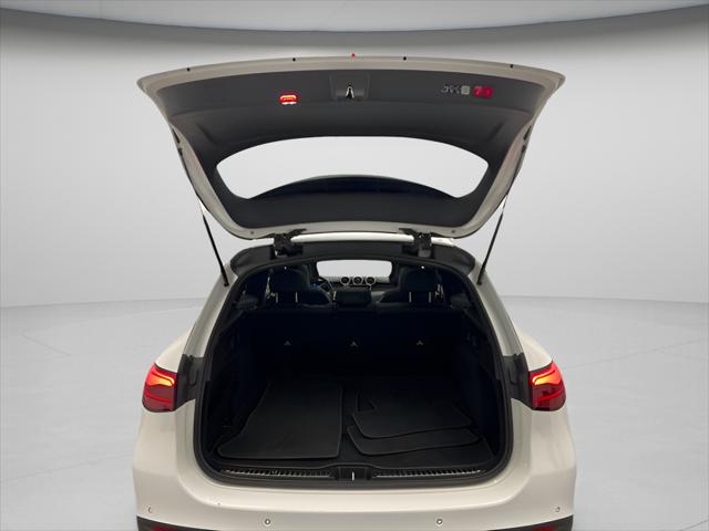 2024 Mercedes-Benz GLC 4MATIC SUV