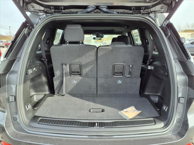 2025 Jeep Grand Cherokee L Laredo X 4x4