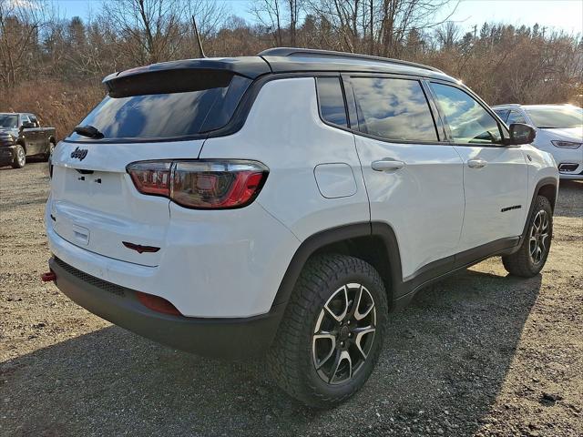 2026 Jeep Compass COMPASS TRAILHAWK 4X4