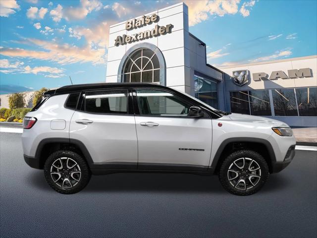 2026 Jeep Compass COMPASS TRAILHAWK 4X4