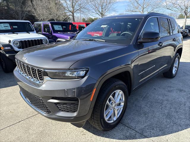 2025 Jeep Grand Cherokee GRAND CHEROKEE LAREDO 4X2