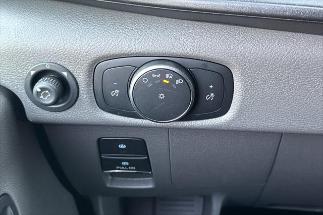 2026 Ford E-Transit-350 Cargo Base