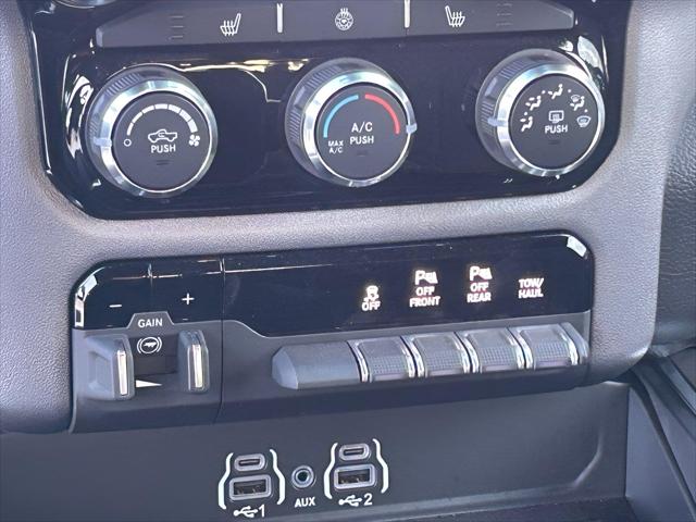 2026 Ram 1500 Big Horn Crew Cab 4x4 57 Box