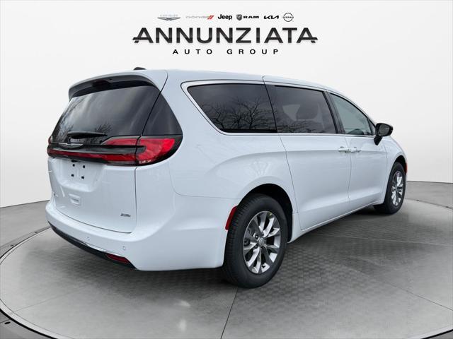 2026 Chrysler Pacifica Select AWD