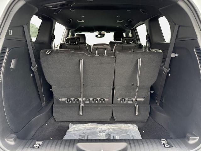 2026 Chrysler Pacifica Select AWD