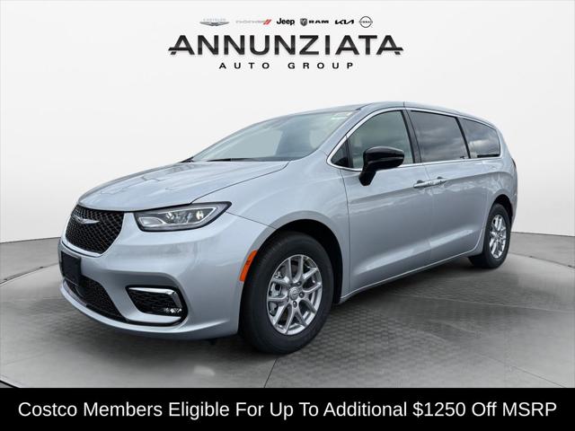 2026 Chrysler Pacifica Select for sale in Warwick, NY