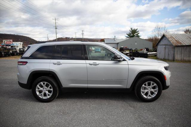 2023 Jeep Grand Cherokee Limited 4x2 2023 Jeep Grand Cherokee Limited 4x2