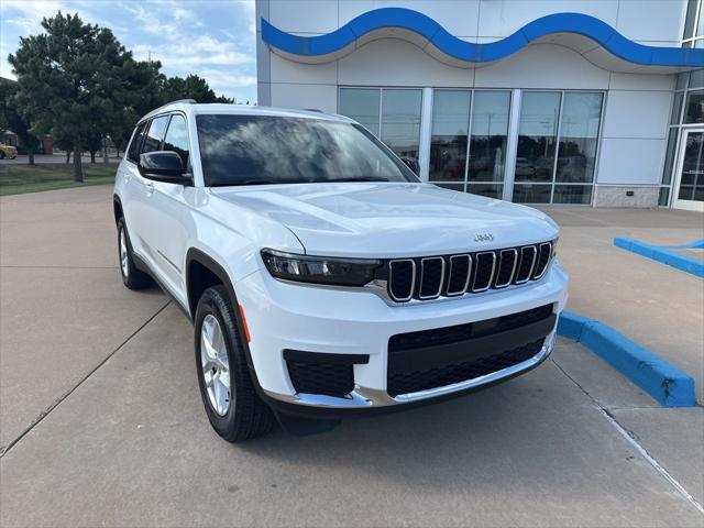 2024 Jeep Grand Cherokee L Laredo 4x4 2024 Jeep Grand Cherokee L Laredo 4x4