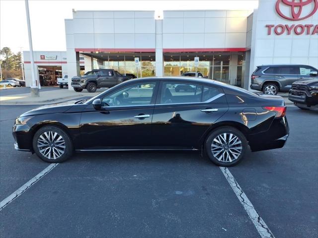 2023 Nissan Altima SV FWD