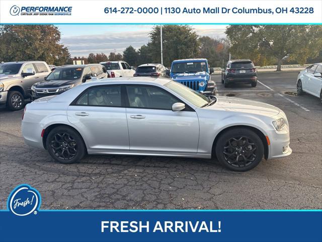 2023 Chrysler 300 Touring-L AWD 2023 Chrysler 300 Touring-L AWD