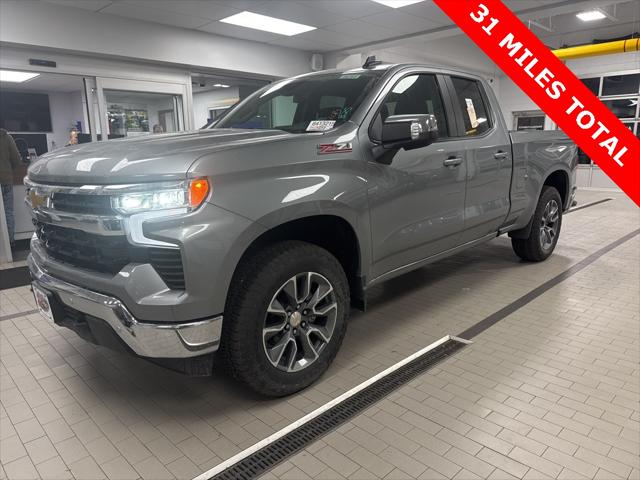 2026 Chevrolet Silverado 1500 4WD Double Cab Standard Bed LT