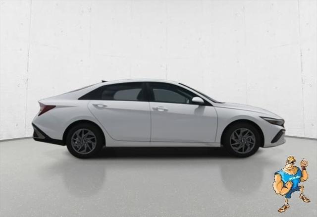 2025 Hyundai Elantra Hybrid Blue 2025 Hyundai Elantra Hybrid Blue