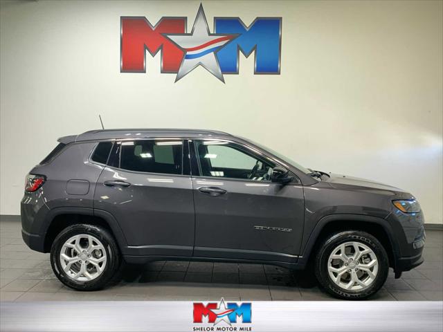 2024 Jeep Compass Latitude 4x4 2024 Jeep Compass Latitude 4x4