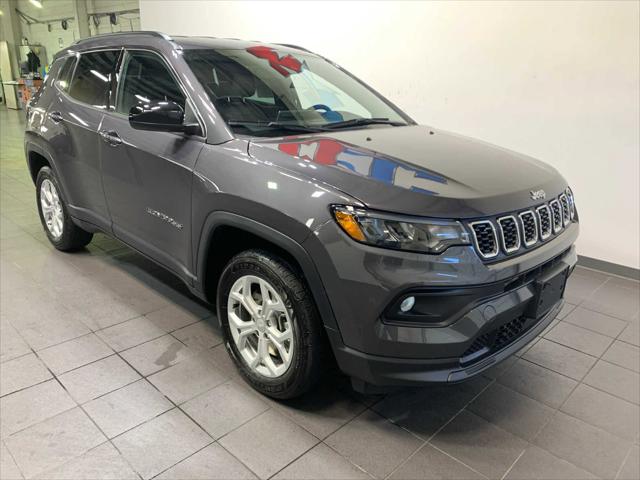 2024 Jeep Compass Latitude 4x4 2024 Jeep Compass Latitude 4x4