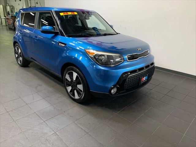 2016 Kia Soul + 2016 Kia Soul +