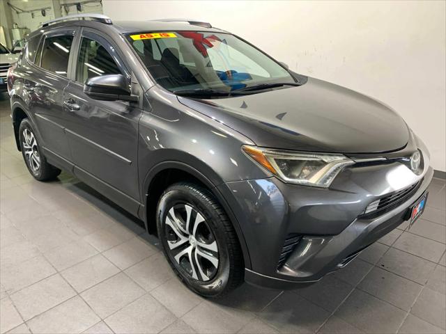 2018 Toyota RAV4 LE 2018 Toyota RAV4 LE