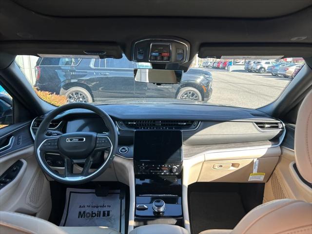 2024 Jeep Grand Cherokee Limited 4x4 2024 Jeep Grand Cherokee Limited 4x4