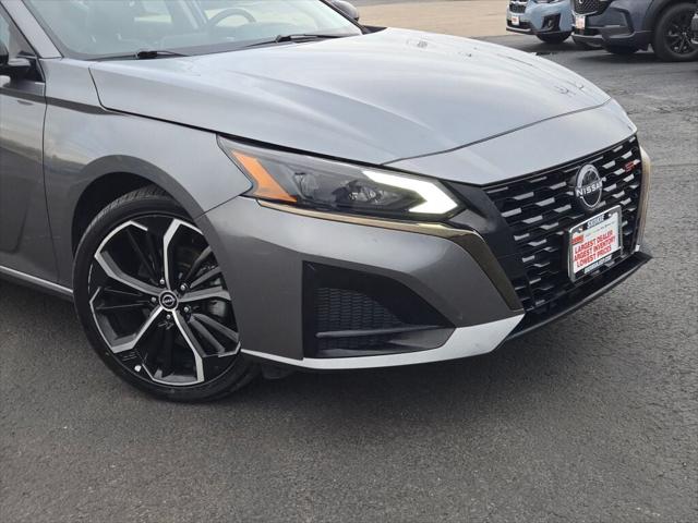 2023 Nissan Altima SR FWD 2023 Nissan Altima SR FWD