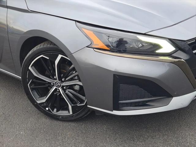 2023 Nissan Altima SR FWD 2023 Nissan Altima SR FWD