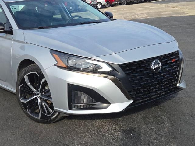 2023 Nissan Altima SR FWD 2023 Nissan Altima SR FWD