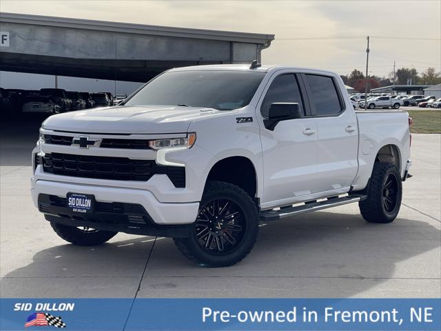 2022 Chevrolet Silverado 1500 4WD Crew Cab Short Bed RST