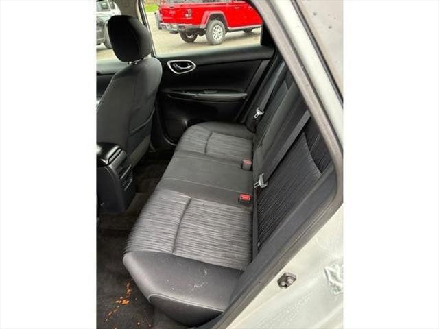 2016 Nissan Sentra SV 2016 Nissan Sentra SV