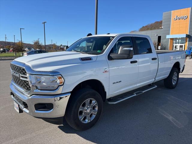 2024 RAM 3500 Big Horn Crew Cab 4x4 8 Box