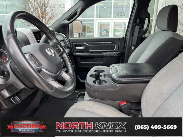 2024 RAM 3500 Big Horn Crew Cab 4x4 8 Box