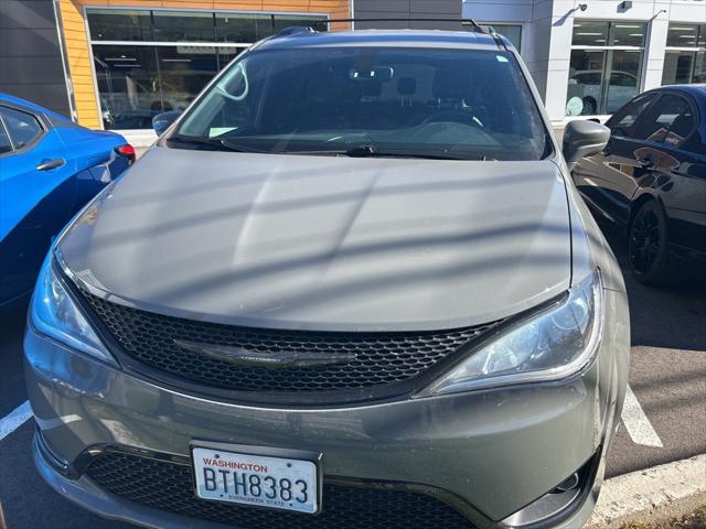 2020 Chrysler Pacifica Touring L 2020 Chrysler Pacifica Touring L