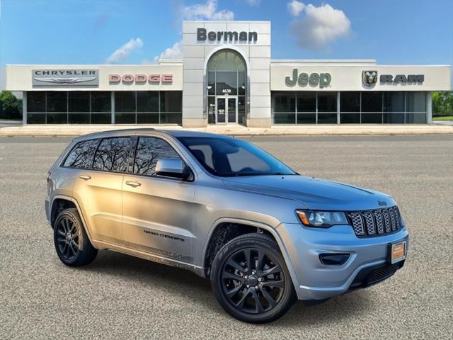 2019 Jeep Grand Cherokee Altitude 4x4 2019 Jeep Grand Cherokee Altitude 4x4
